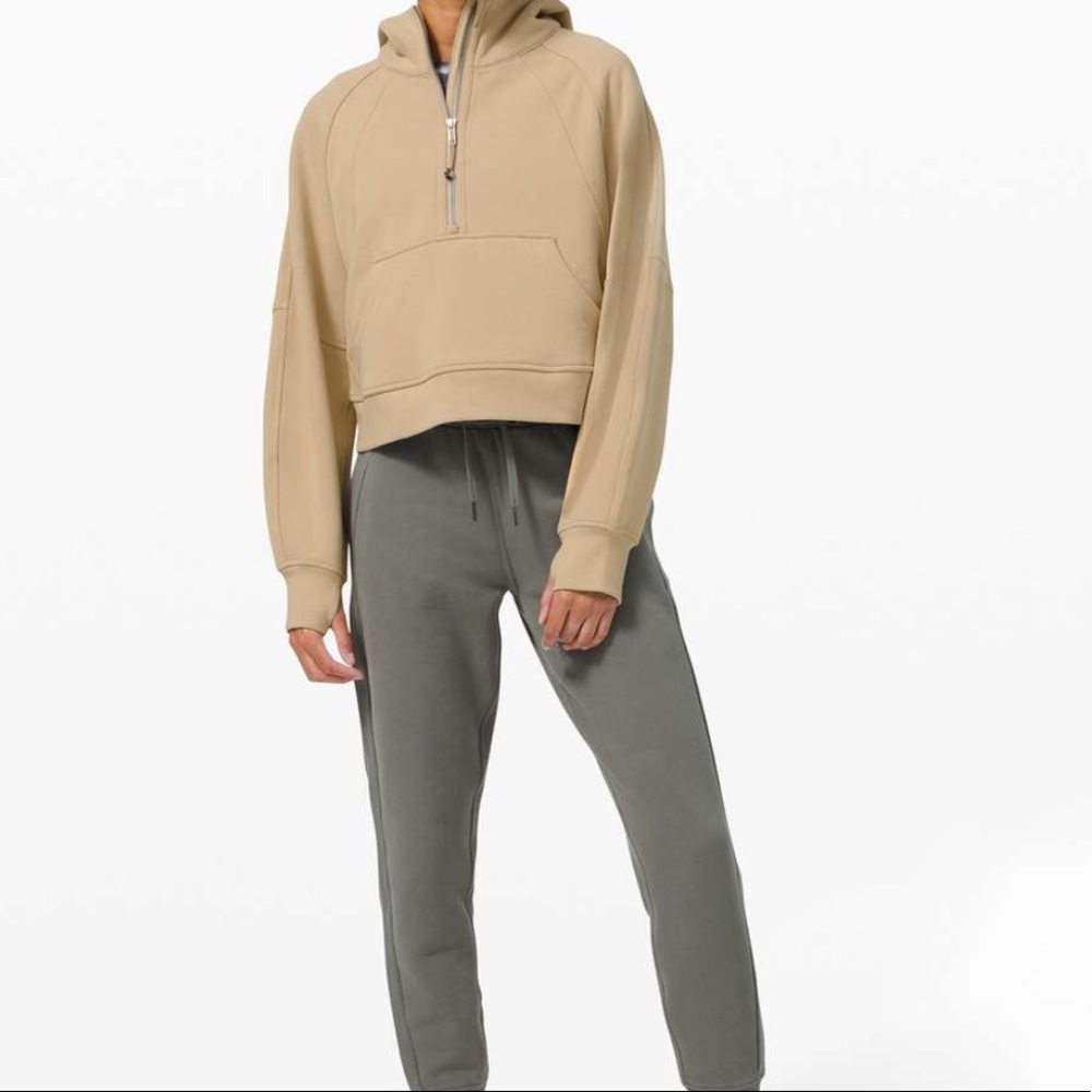 Lululemon 1/2 zip scuba in trench